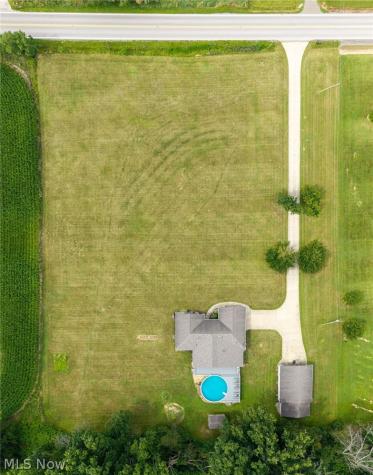 227 E Easton Road Creston OH 44217