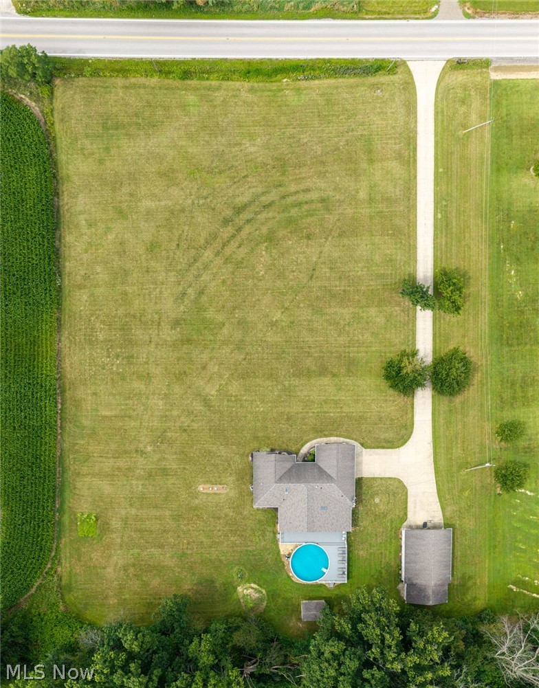 227 E Easton Road Creston OH 44217