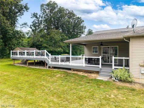 227 E Easton Road Creston OH 44217