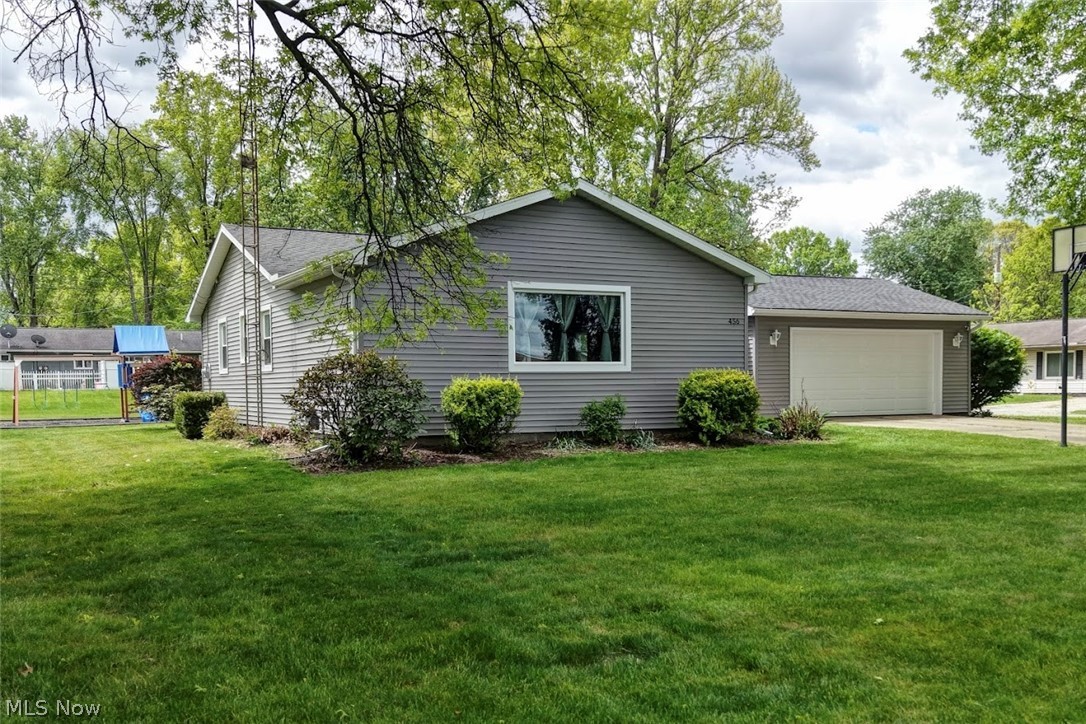 456 Wilson Street NE Bolivar OH 44612