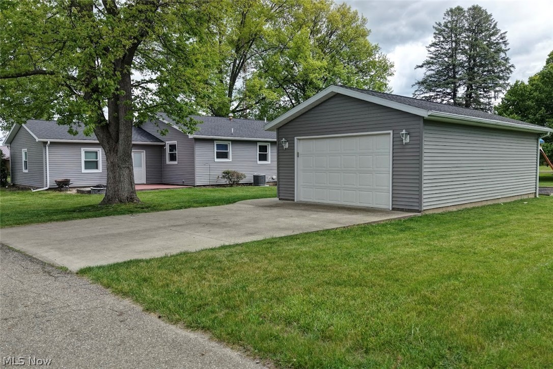 456 Wilson Street NE Bolivar OH 44612