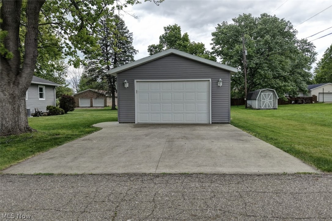 456 Wilson Street NE Bolivar OH 44612