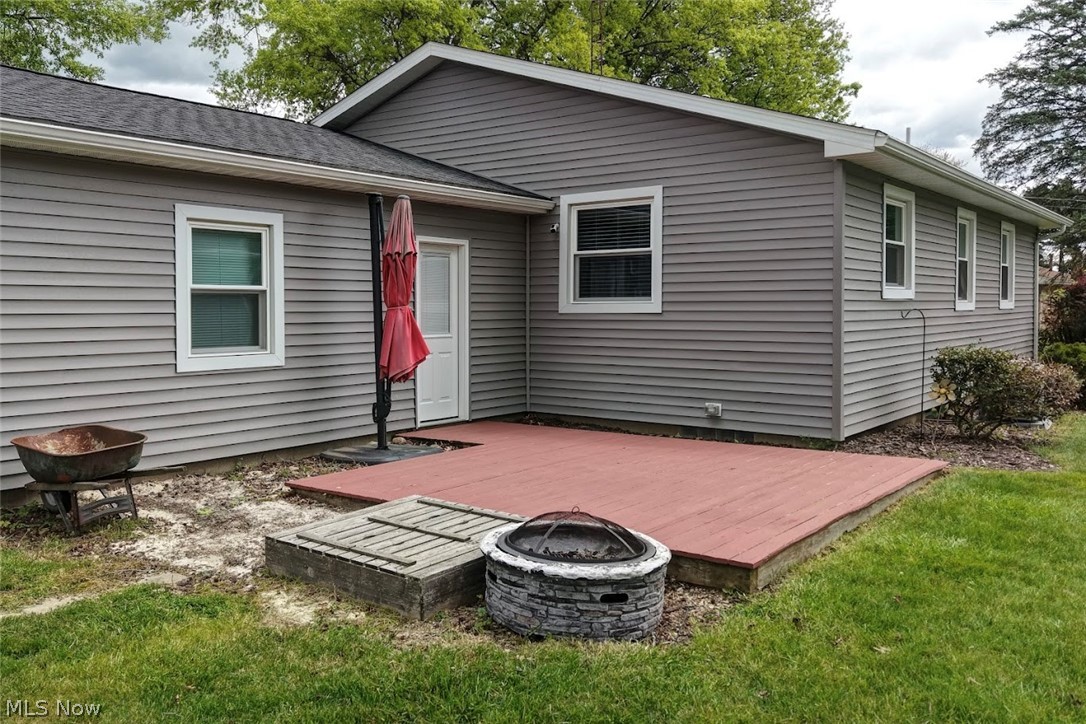 456 Wilson Street NE Bolivar OH 44612