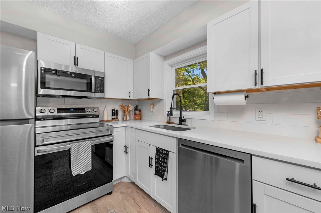 6185 Ridgebury Boulevard Mayfield OH 44124
