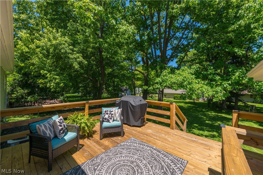6185 Ridgebury Boulevard Mayfield OH 44124