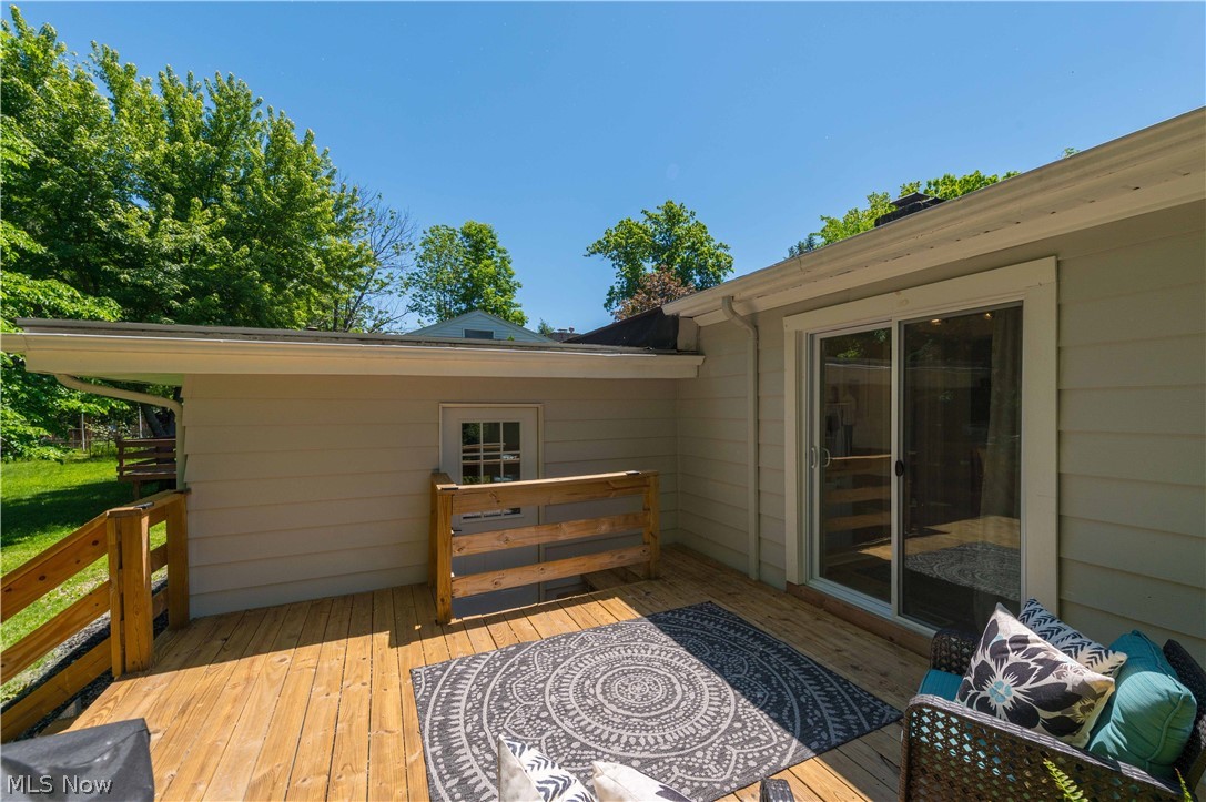 6185 Ridgebury Boulevard Mayfield OH 44124
