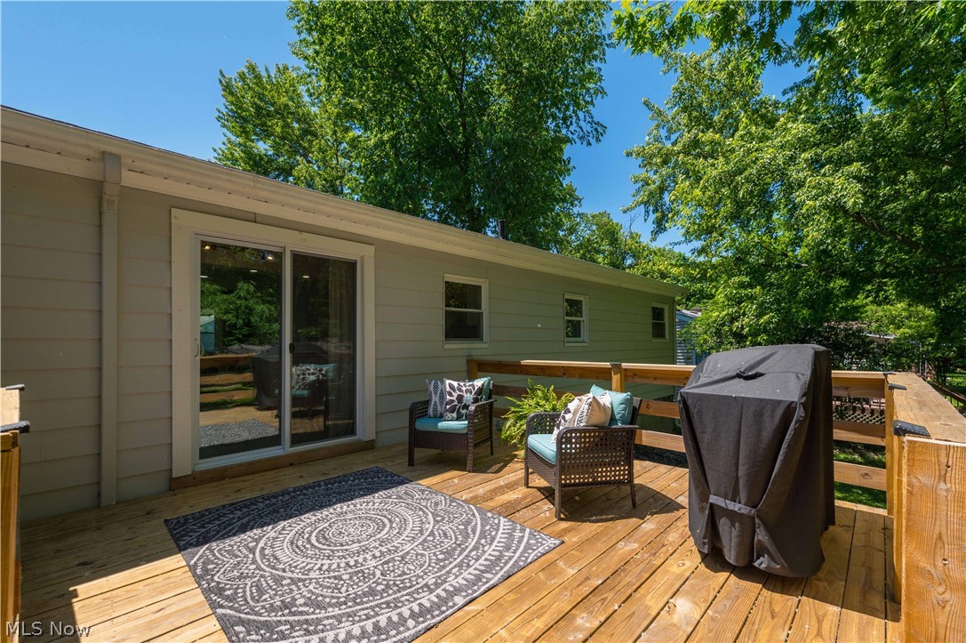 6185 Ridgebury Boulevard Mayfield OH 44124
