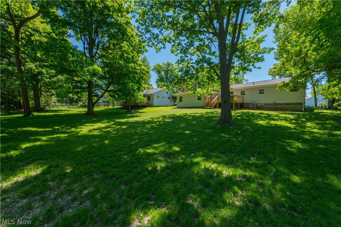 6185 Ridgebury Boulevard Mayfield OH 44124