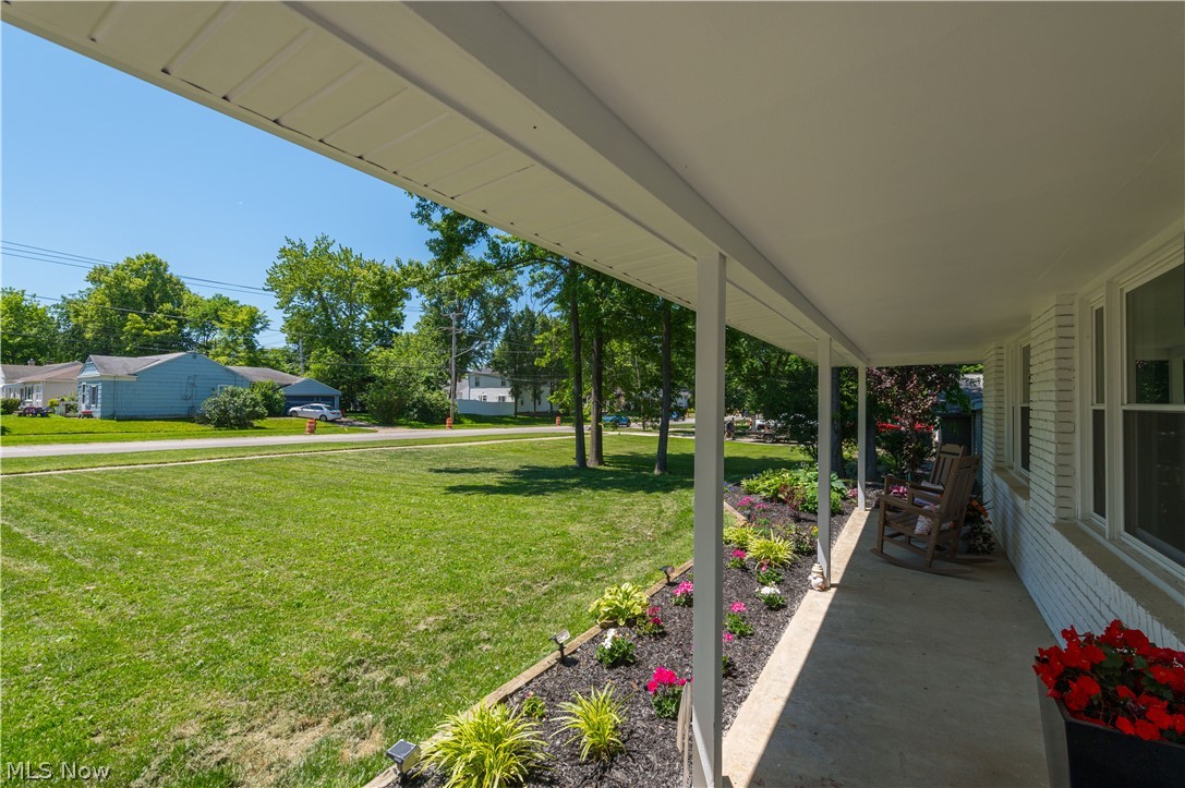 6185 Ridgebury Boulevard Mayfield OH 44124