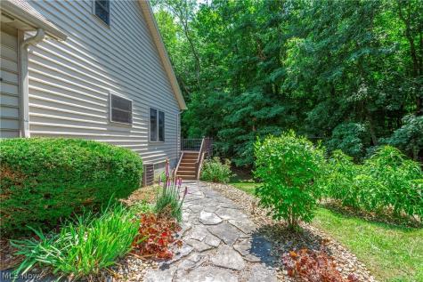 111 Cliffside Drive Wakeman OH 44889