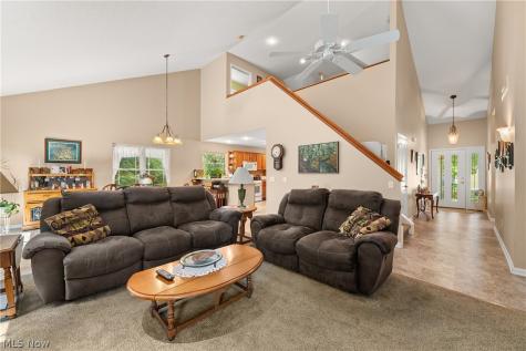 111 Cliffside Drive Wakeman OH 44889