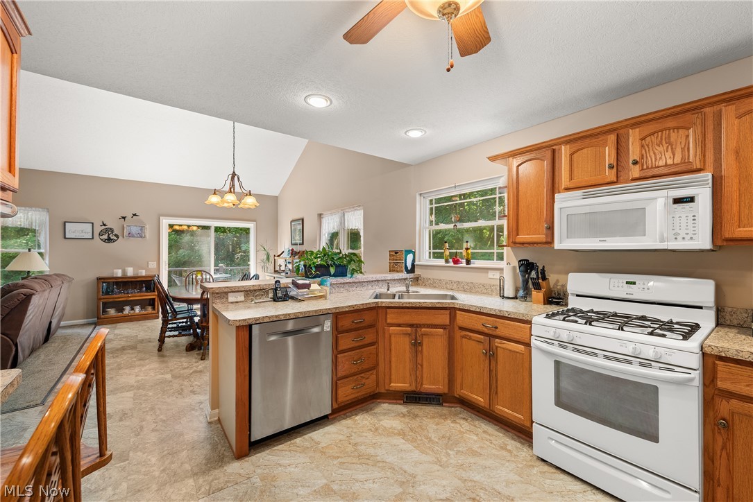 111 Cliffside Drive Wakeman OH 44889