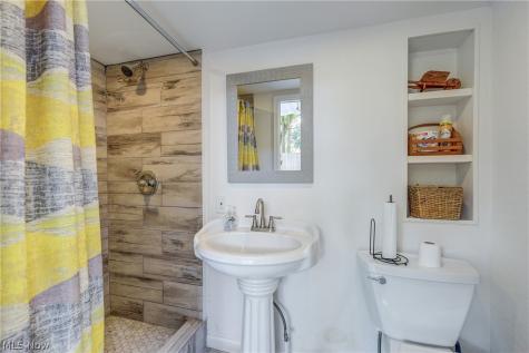 3809 Revere Court Cleveland OH 44109