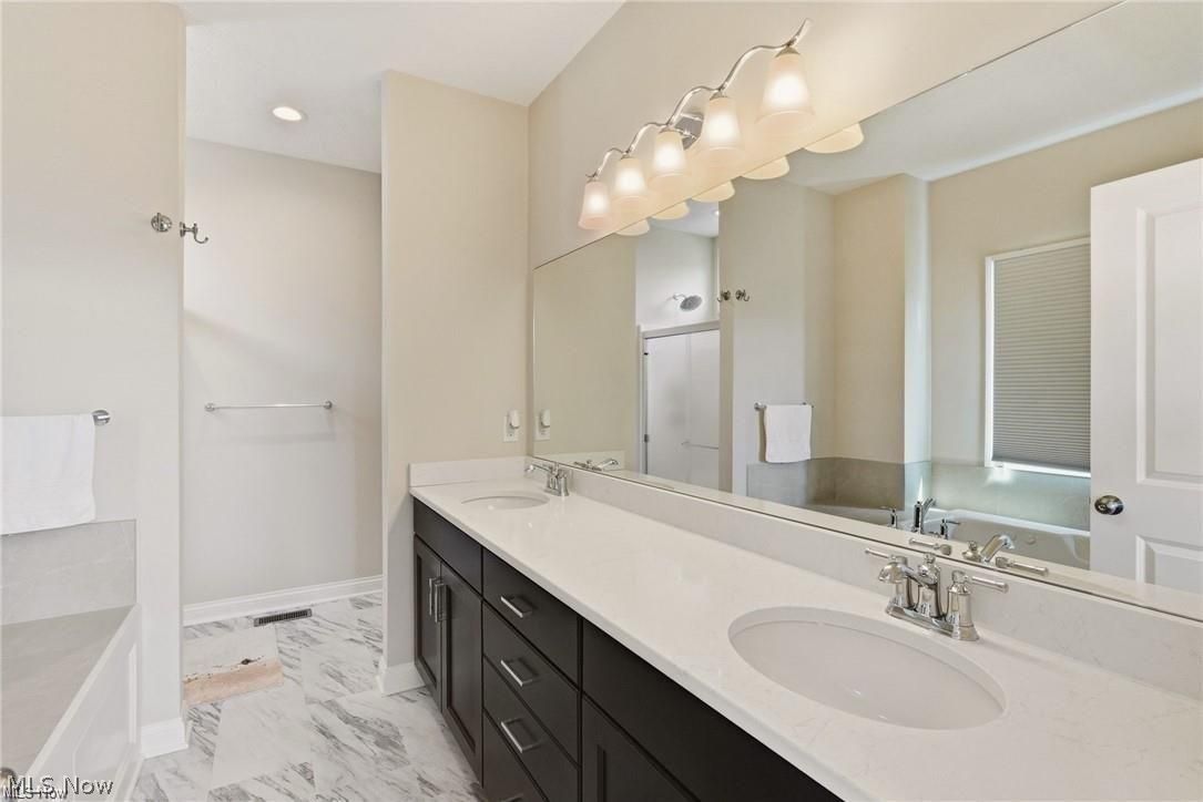 10155 Brookhaven Lane Brecksville OH 44141