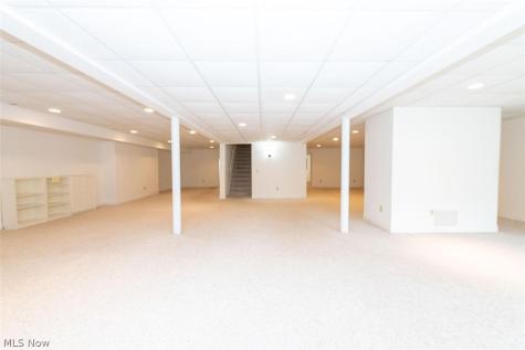 13905 Aquilla Road Burton OH 44021