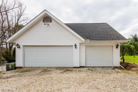 13905 Aquilla Road Burton OH 44021