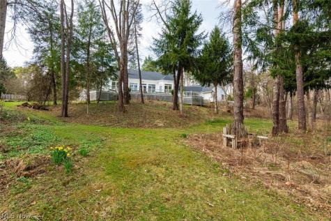 13905 Aquilla Road Burton OH 44021
