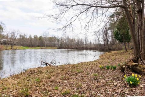 13905 Aquilla Road Burton OH 44021