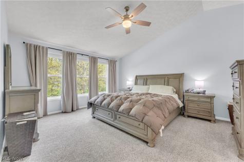 9026 Huxley Lane Olmsted Twp OH 44138