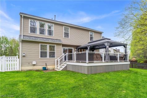 9026 Huxley Lane Olmsted Twp OH 44138