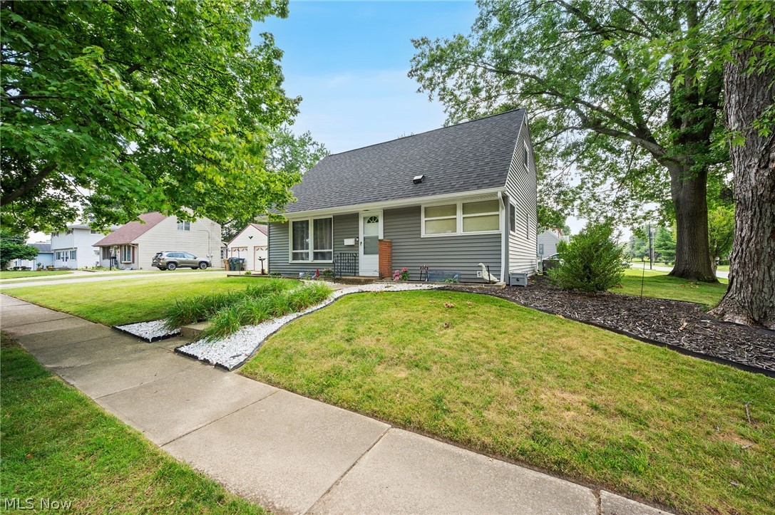 1524 Bancroft Street Cuyahoga Falls OH 44221