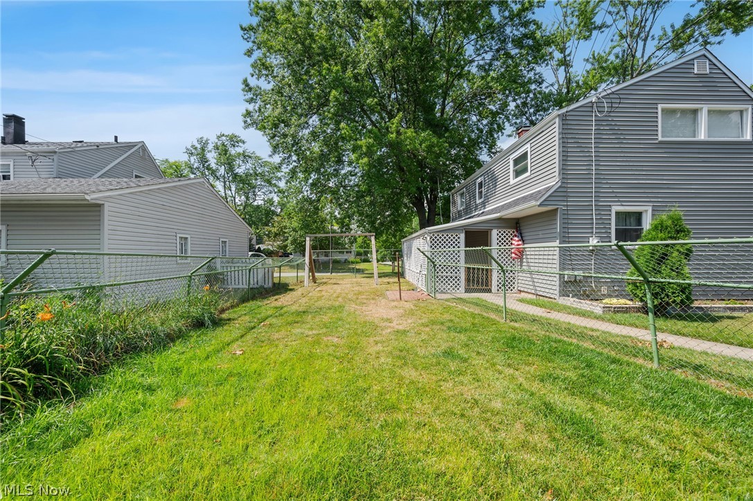 1524 Bancroft Street Cuyahoga Falls OH 44221