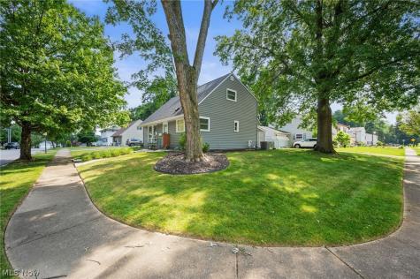 1524 Bancroft Street Cuyahoga Falls OH 44221