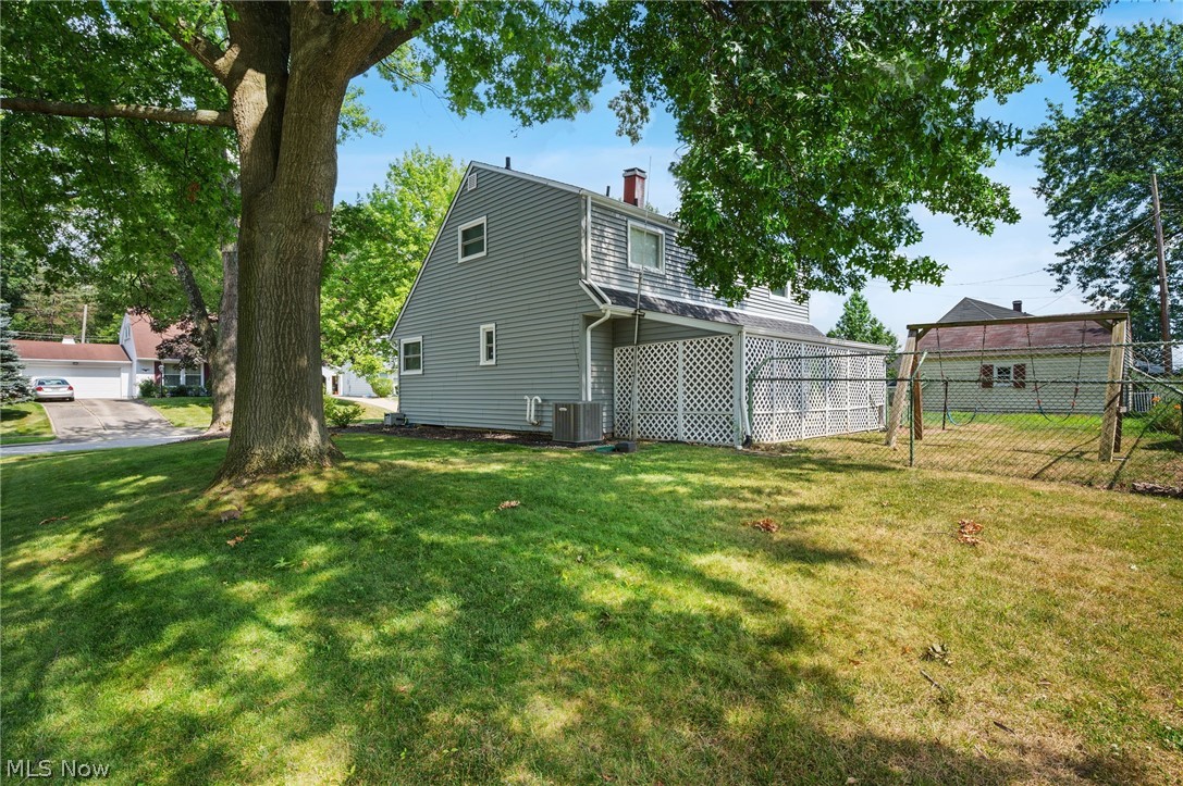 1524 Bancroft Street Cuyahoga Falls OH 44221