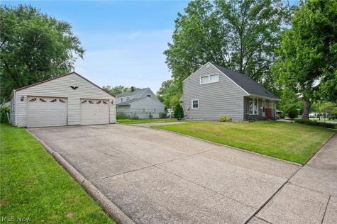 1524 Bancroft Street Cuyahoga Falls OH 44221