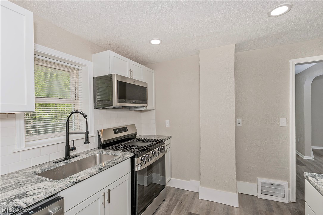22530 Harms Road Richmond Heights OH 44143