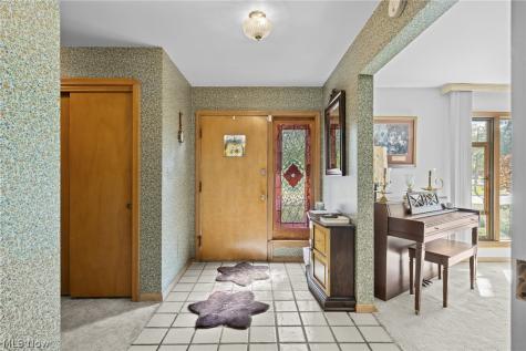 246 Elmdale Avenue Akron OH 44313