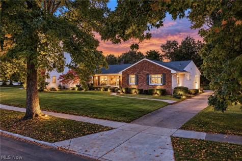 246 Elmdale Avenue Akron OH 44313