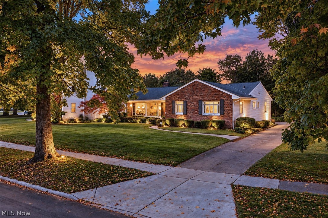 246 Elmdale Avenue Akron OH 44313