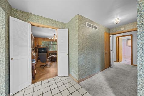 246 Elmdale Avenue Akron OH 44313