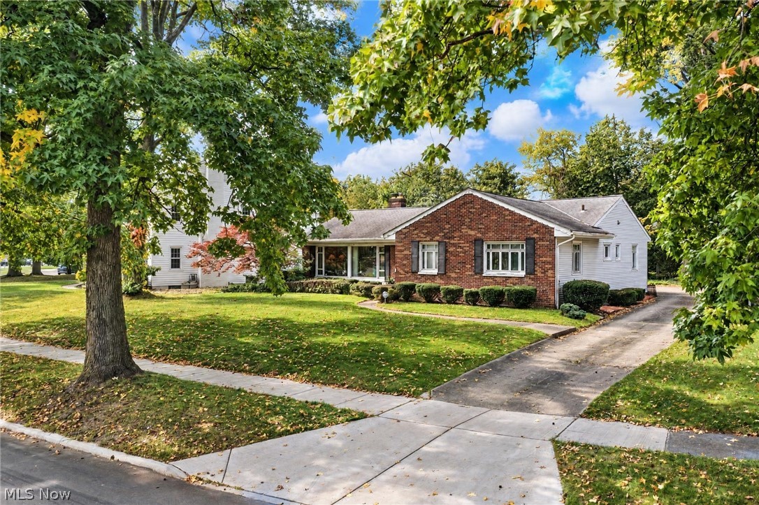 246 Elmdale Avenue Akron OH 44313