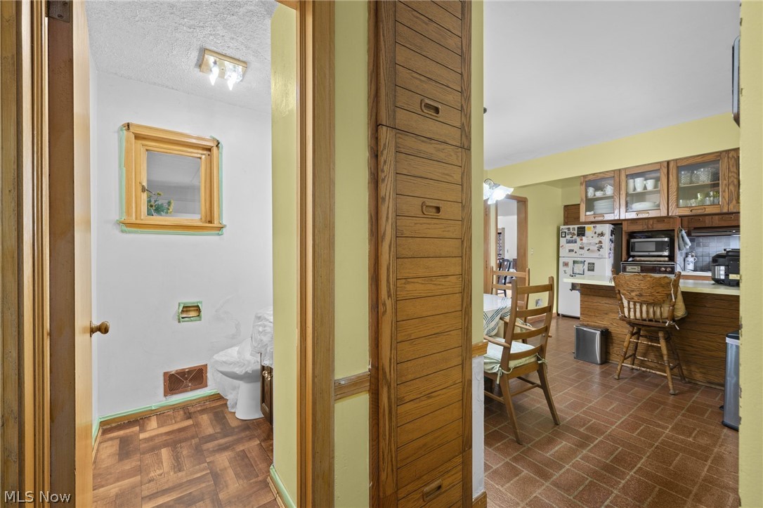246 Elmdale Avenue Akron OH 44313