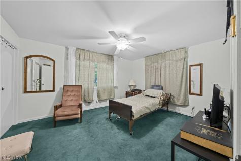 246 Elmdale Avenue Akron OH 44313