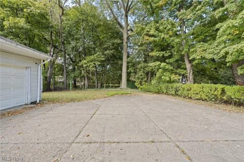 246 Elmdale Avenue Akron OH 44313