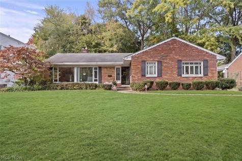 246 Elmdale Avenue Akron OH 44313