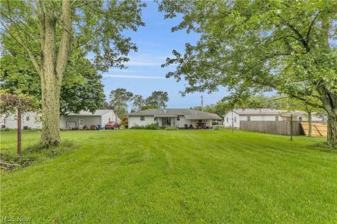 146 East Street Wellington OH 44090