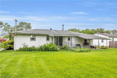 146 East Street Wellington OH 44090