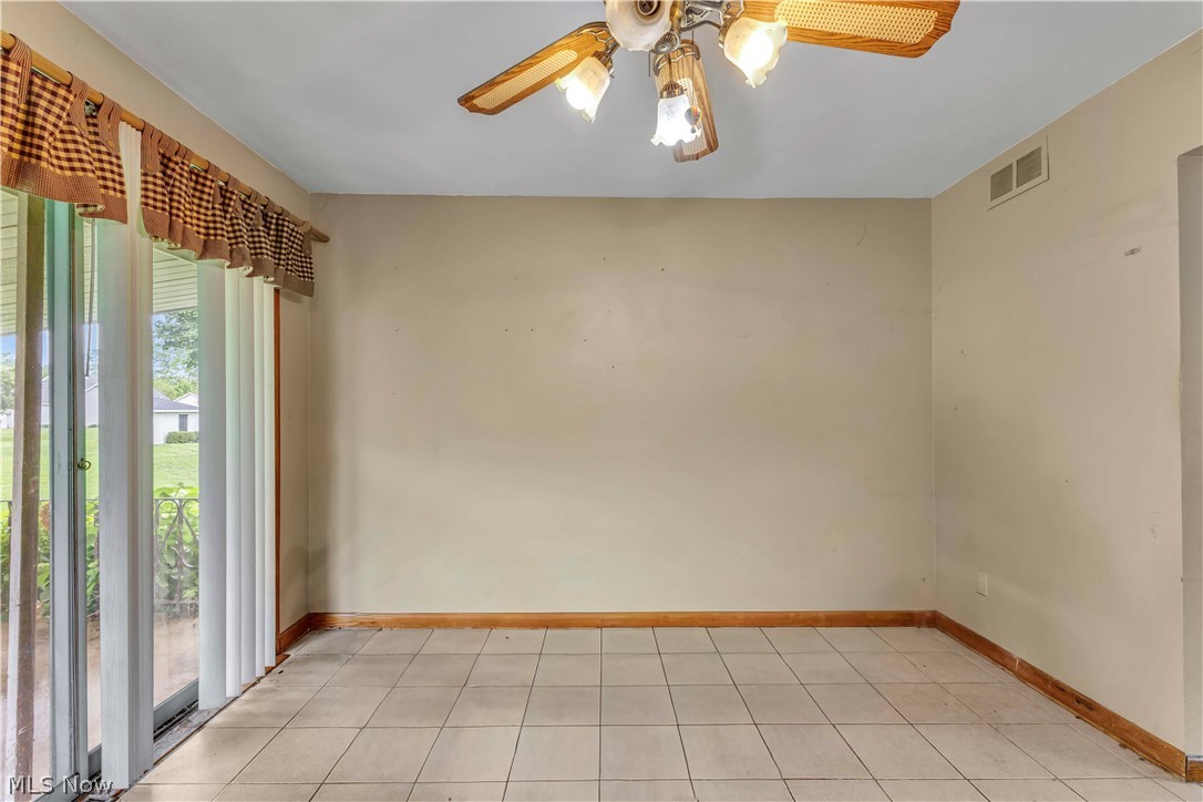 146 East Street Wellington OH 44090