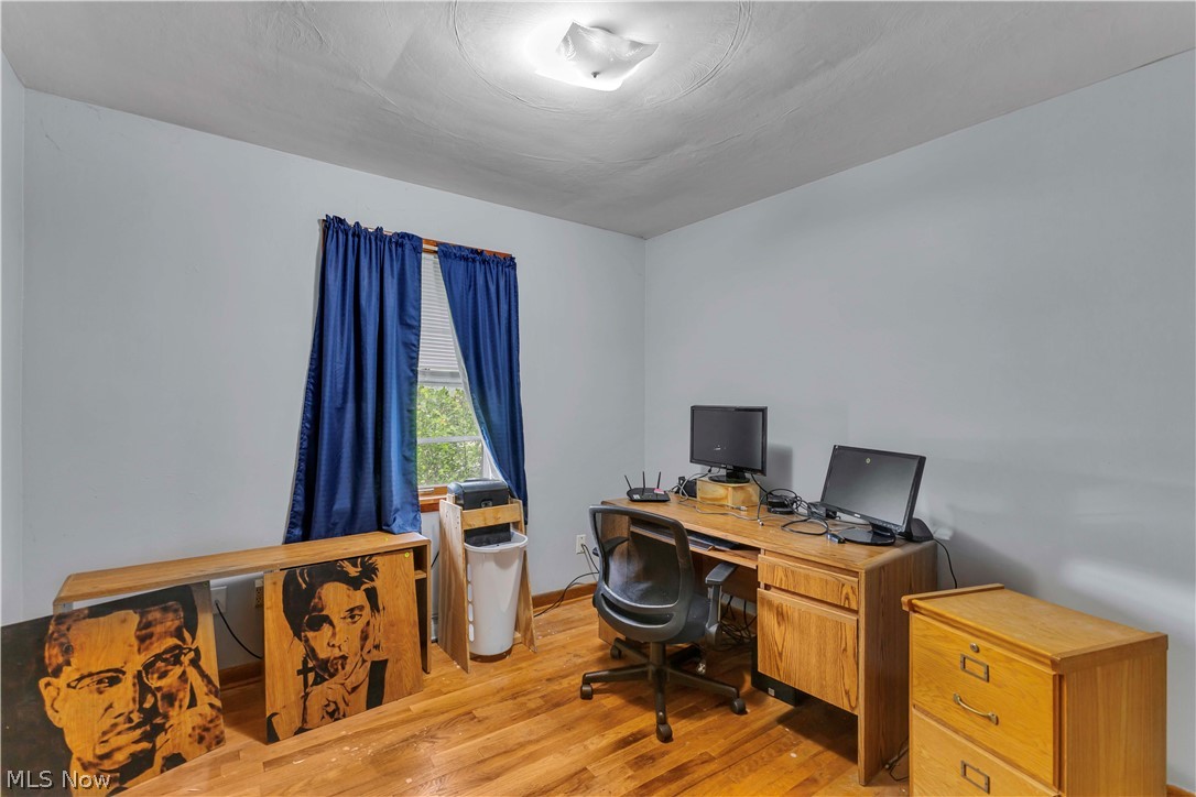 146 East Street Wellington OH 44090