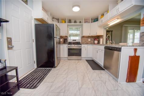 191 Best Drive Berea OH 44017