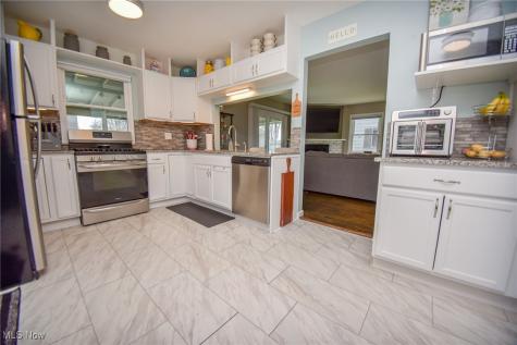 191 Best Drive Berea OH 44017