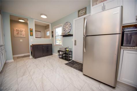 191 Best Drive Berea OH 44017