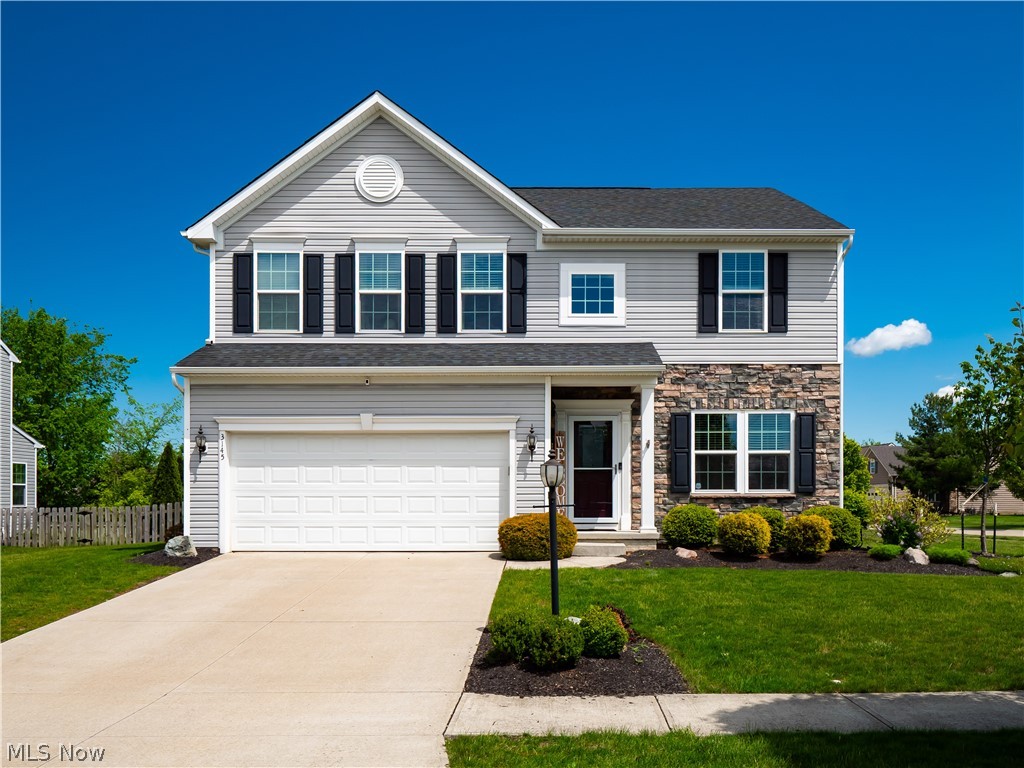 3145 Wheaton Dr Drive Avon OH 44011
