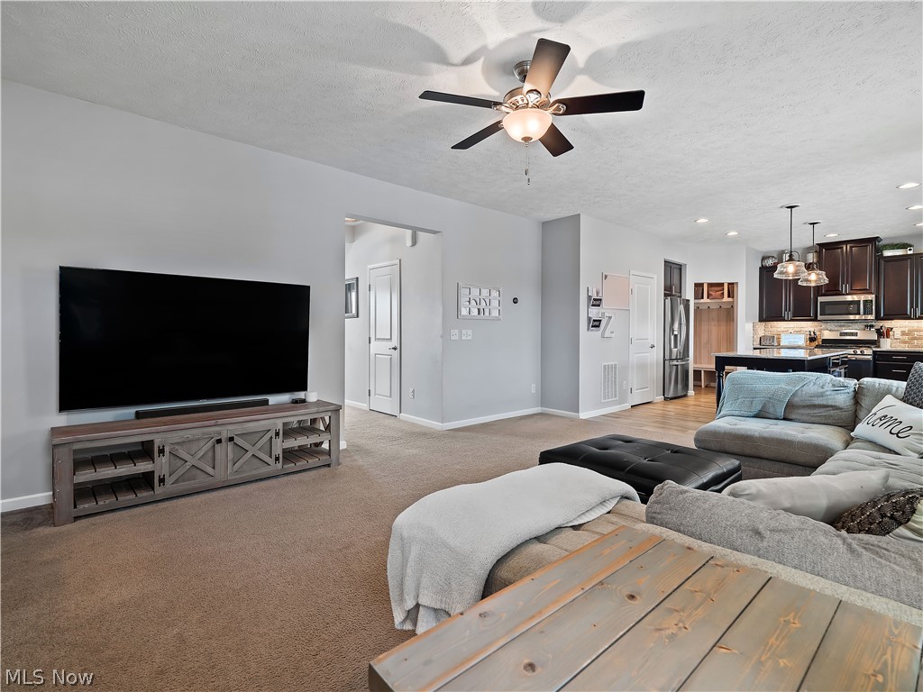 3145 Wheaton Dr Drive Avon OH 44011