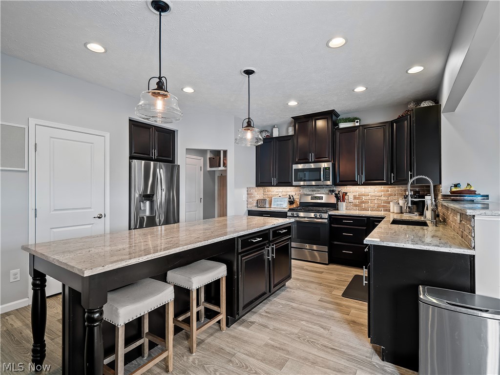 3145 Wheaton Dr Drive Avon OH 44011