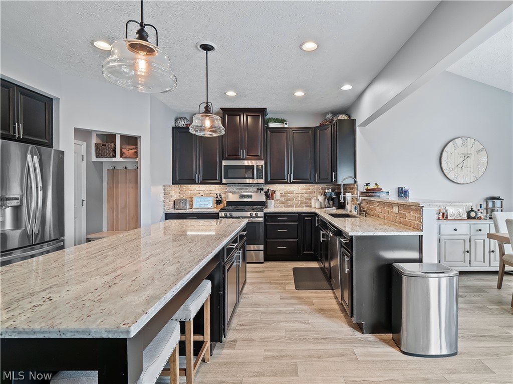 3145 Wheaton Dr Drive Avon OH 44011